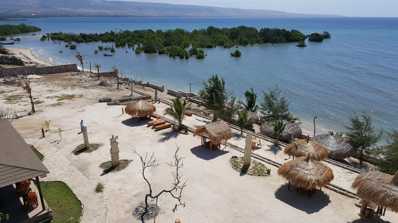 Padadita Beach Hotel Waingapu Exterior foto
